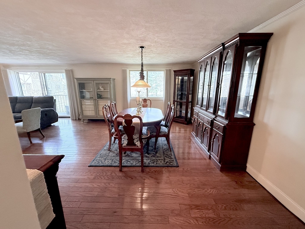 9 Broadway 304