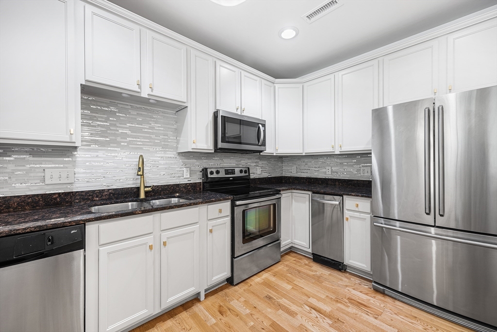 414 John Mahar Hwy A209