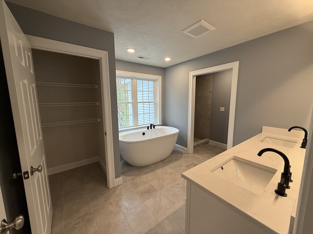 64 Deanna Dr, Holden, MA, 64 Deanna Dr, Holden, MA Photo #18