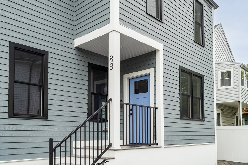 89 Cleveland St 89