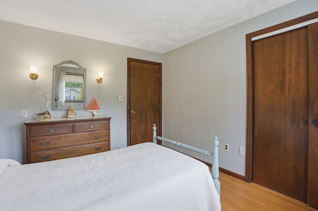 12 Linden Street, Woburn, MA Photo #20