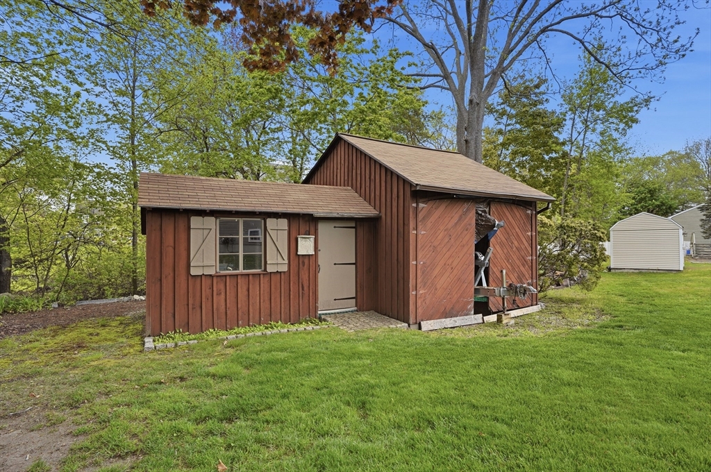 12 Linden Street, Woburn, MA Photo #33