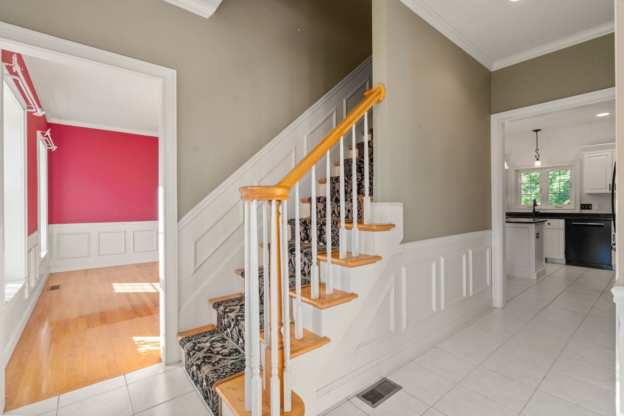 34 Laurelwood Dr