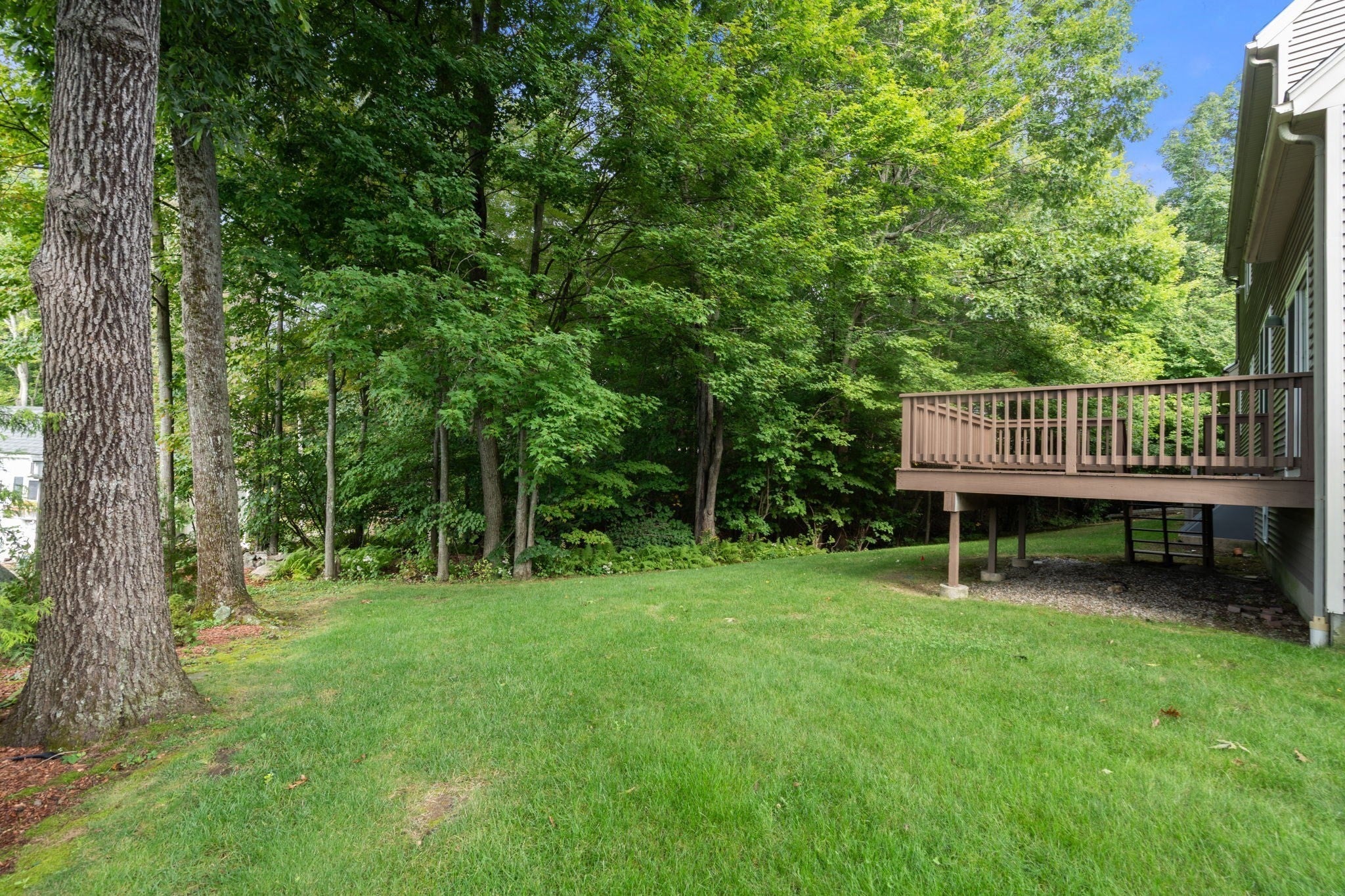 34 Laurelwood Dr, Worcester, MA Photo #37