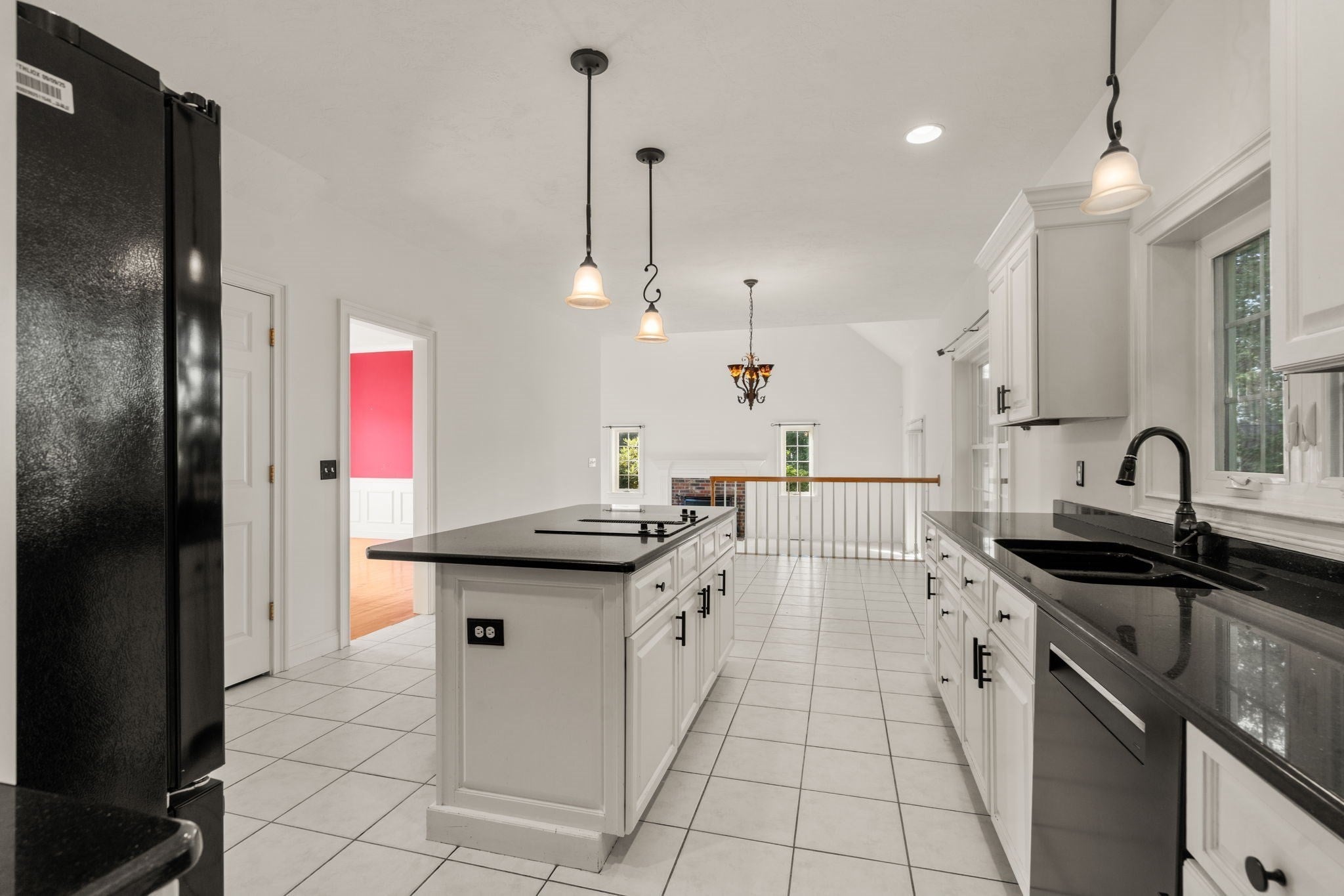 34 Laurelwood Dr