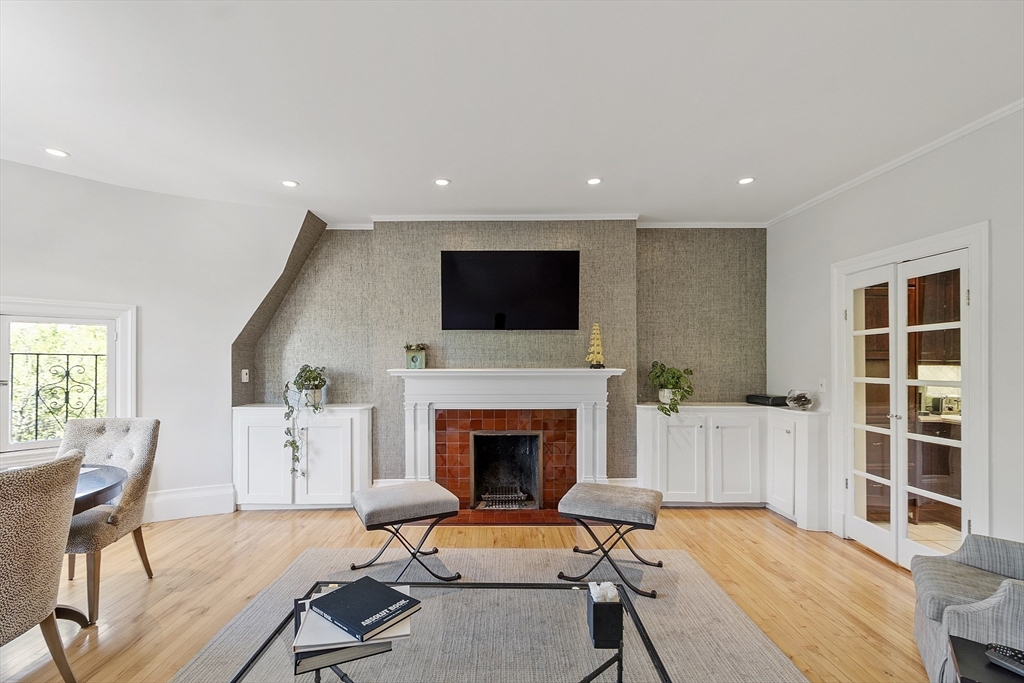 178 Commonwealth Ave PH