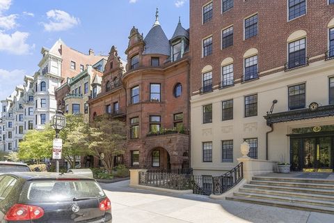 Photo of 178 Commonwealth Ave #PH, Boston, MA 02116 (MLS # 73545292)