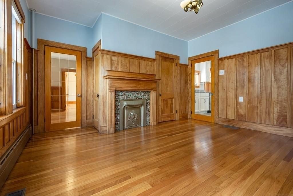 41 Dean Ave, Franklin, MA, 41 Dean Ave, Franklin, MA Photo #4