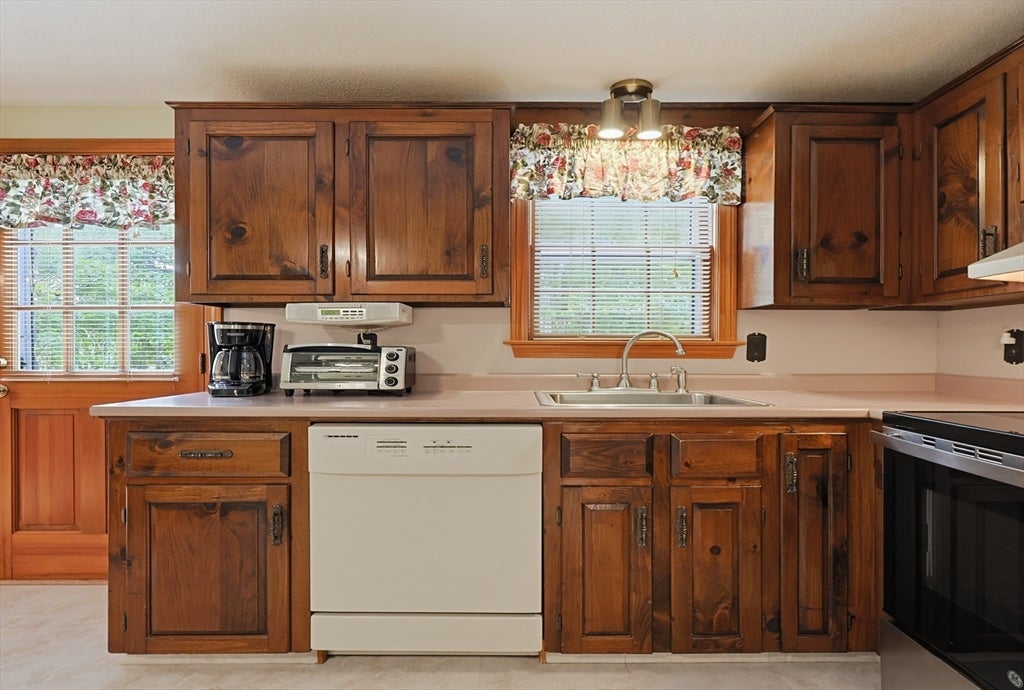 80 Cedarwood Road, Hanover, MA, 80 Cedarwood Road, Hanover, MA Photo #7