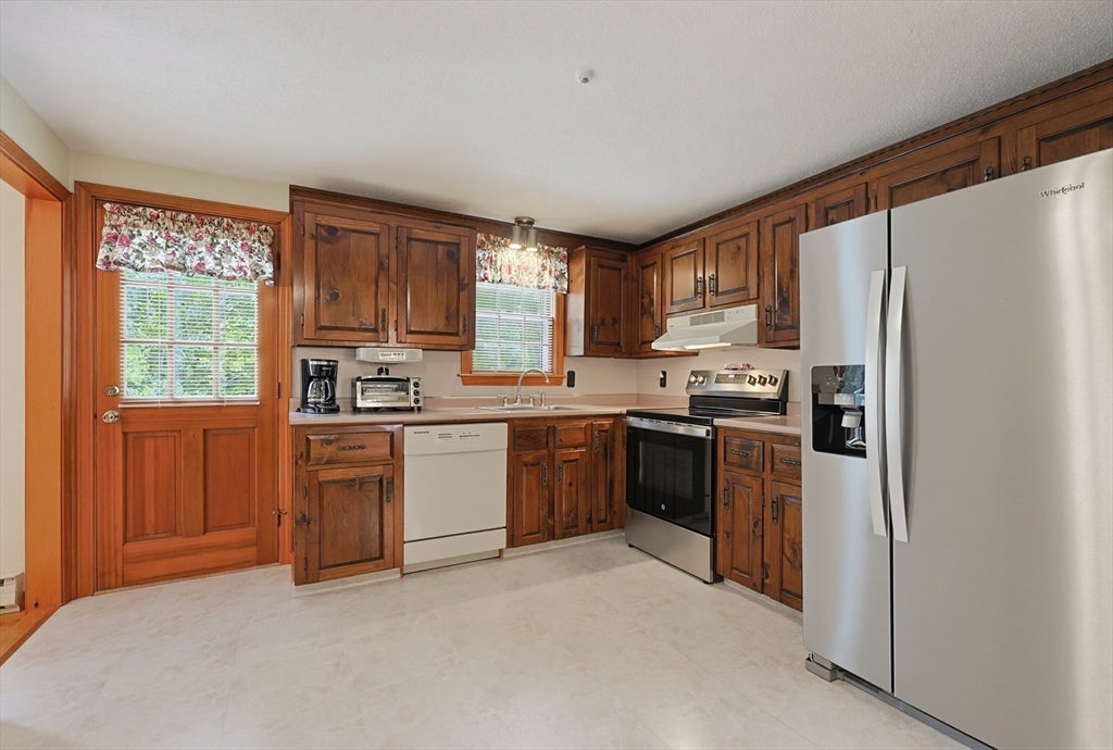 80 Cedarwood Road, Hanover, MA, 80 Cedarwood Road, Hanover, MA Photo #9