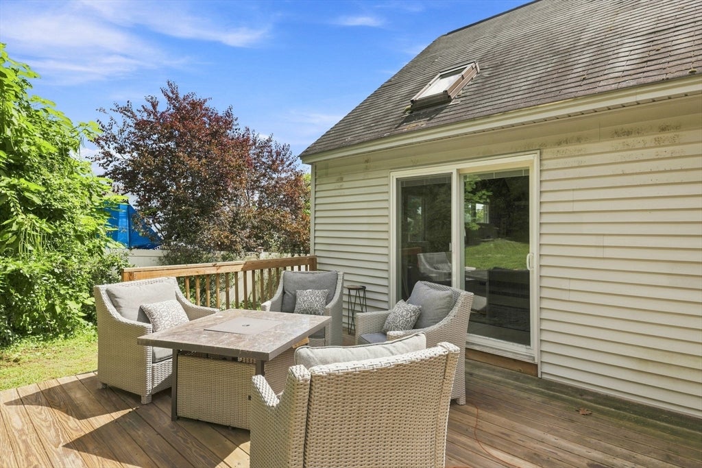 124 E Meadow Rd, Lowell, MA, 124 E Meadow Rd, Lowell, MA Photo #39
