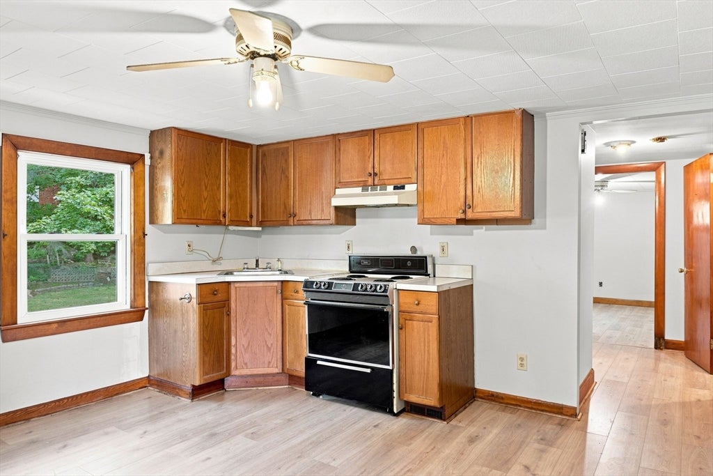 124 E Meadow Rd, Lowell, MA, 124 E Meadow Rd, Lowell, MA Photo #10