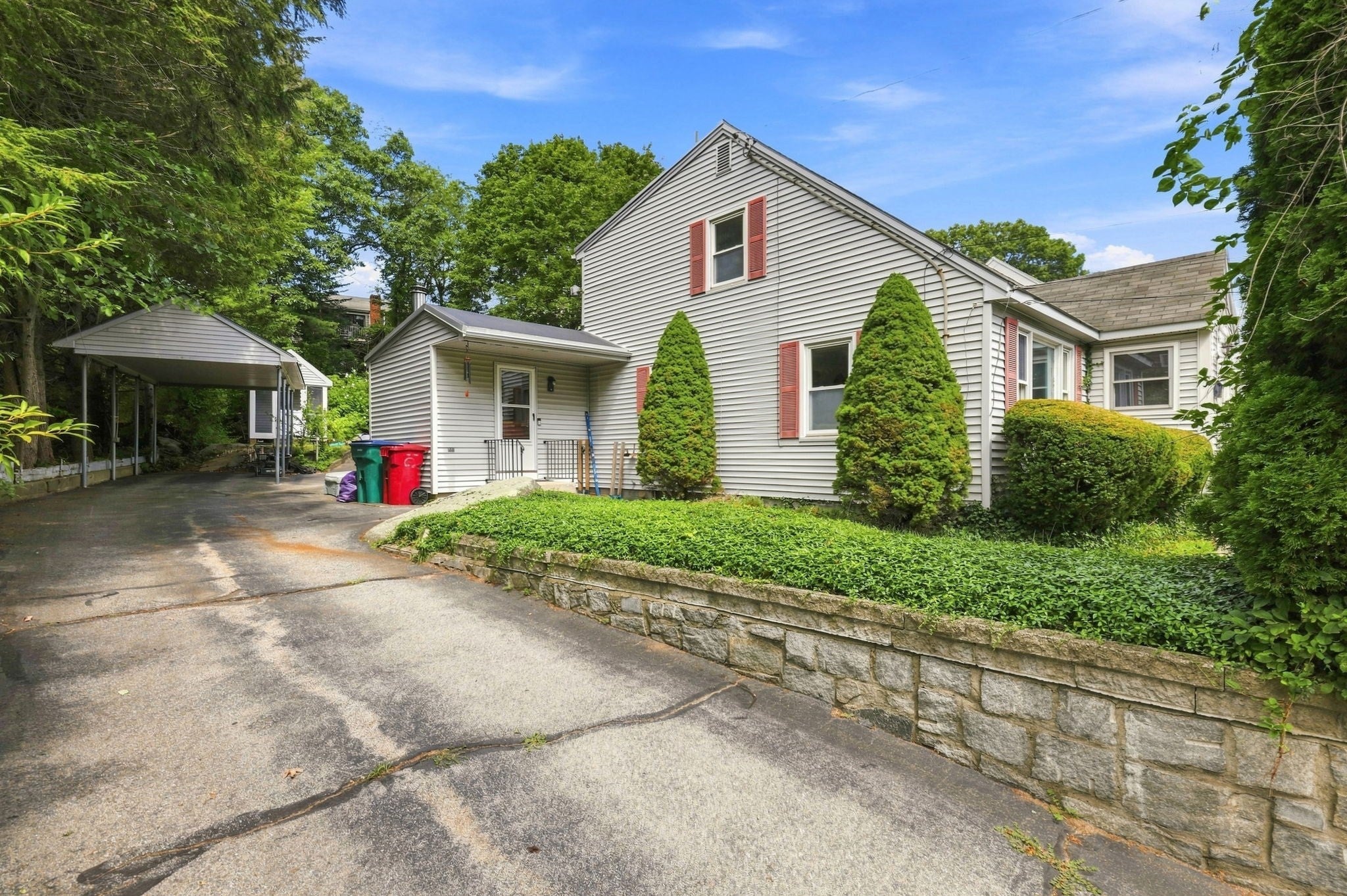124 E Meadow Rd, Lowell, MA, 124 E Meadow Rd, Lowell, MA Photo #40