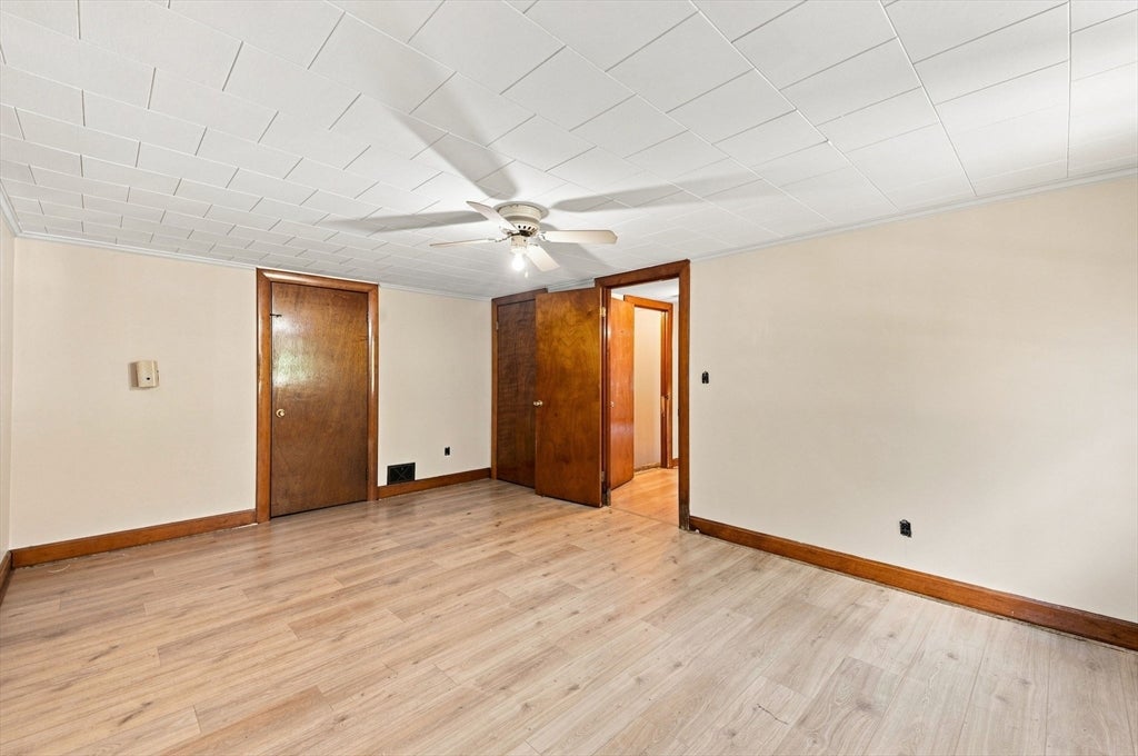 124 E Meadow Rd, Lowell, MA, 124 E Meadow Rd, Lowell, MA Photo #31