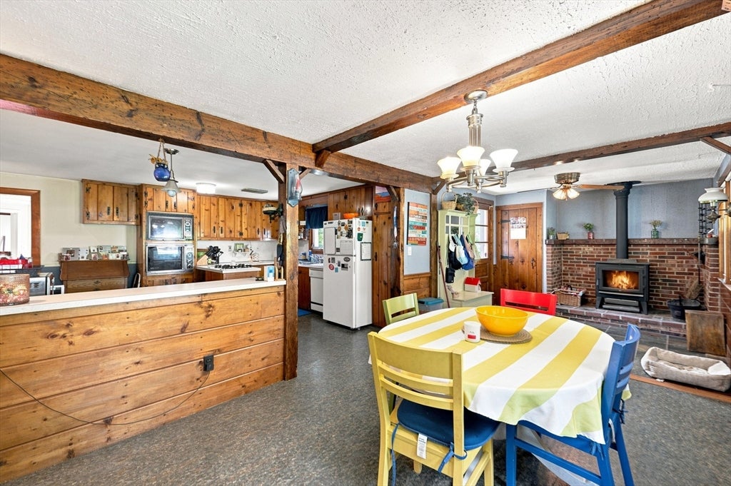 124 E Meadow Rd, Lowell, MA, 124 E Meadow Rd, Lowell, MA Photo #17