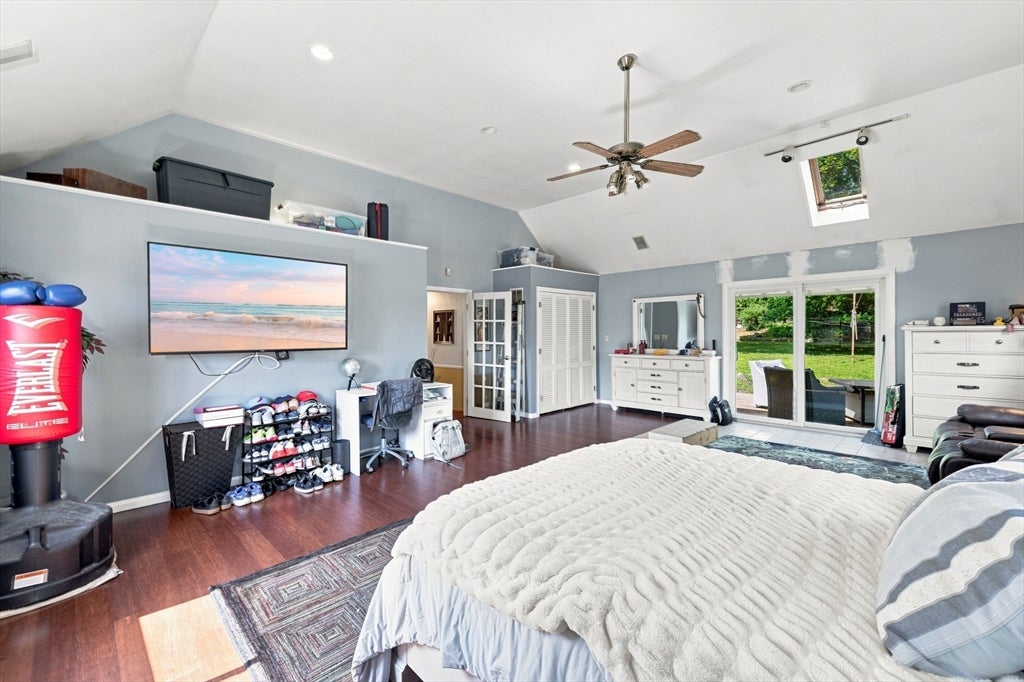 124 E Meadow Rd, Lowell, MA, 124 E Meadow Rd, Lowell, MA Photo #29