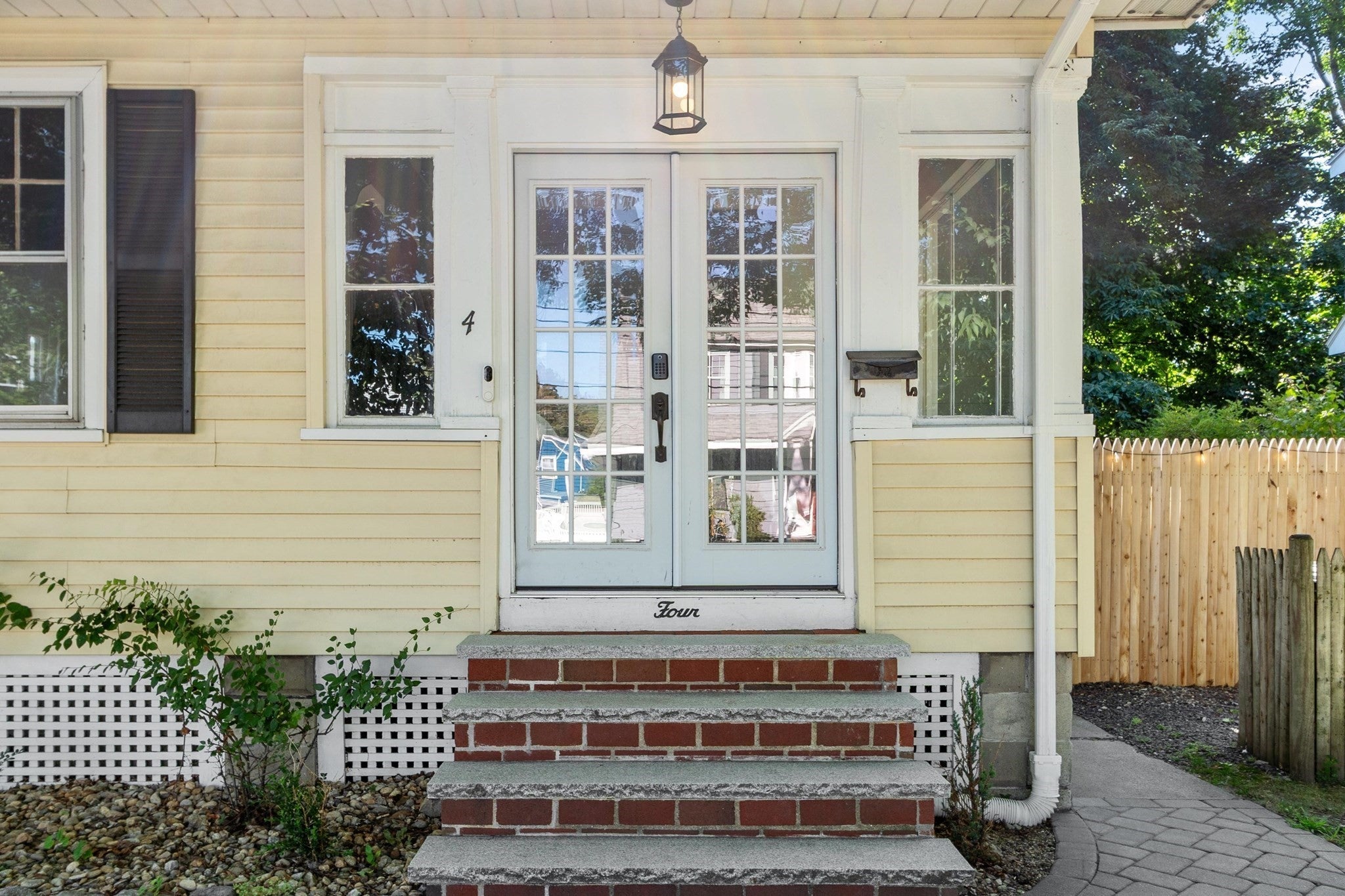 4 Stone Avenue, Stoneham, MA Photo #4