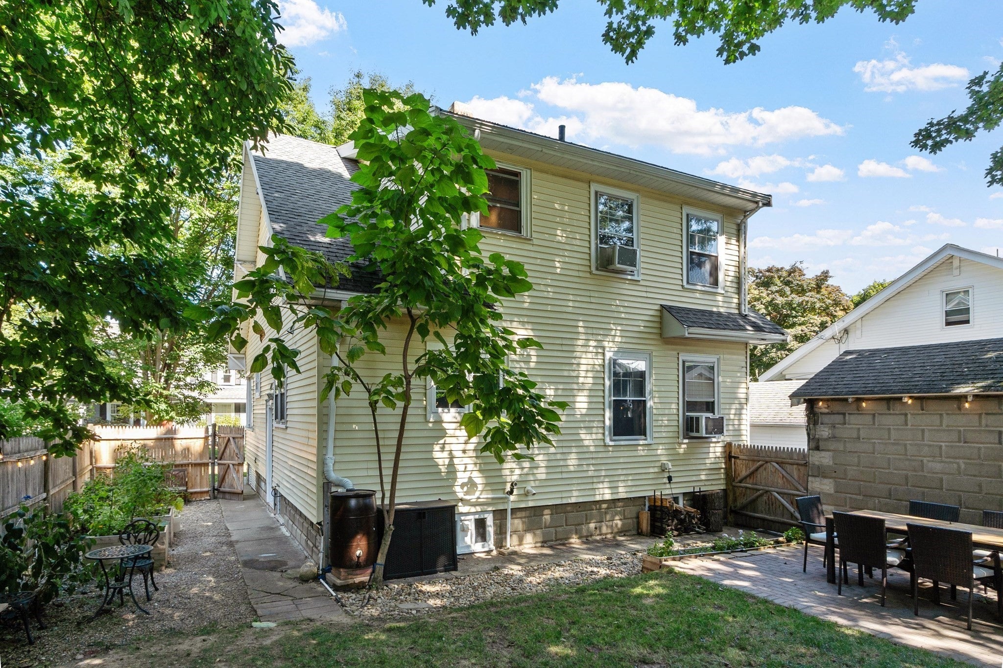 4 Stone Avenue, Stoneham, MA Photo #36