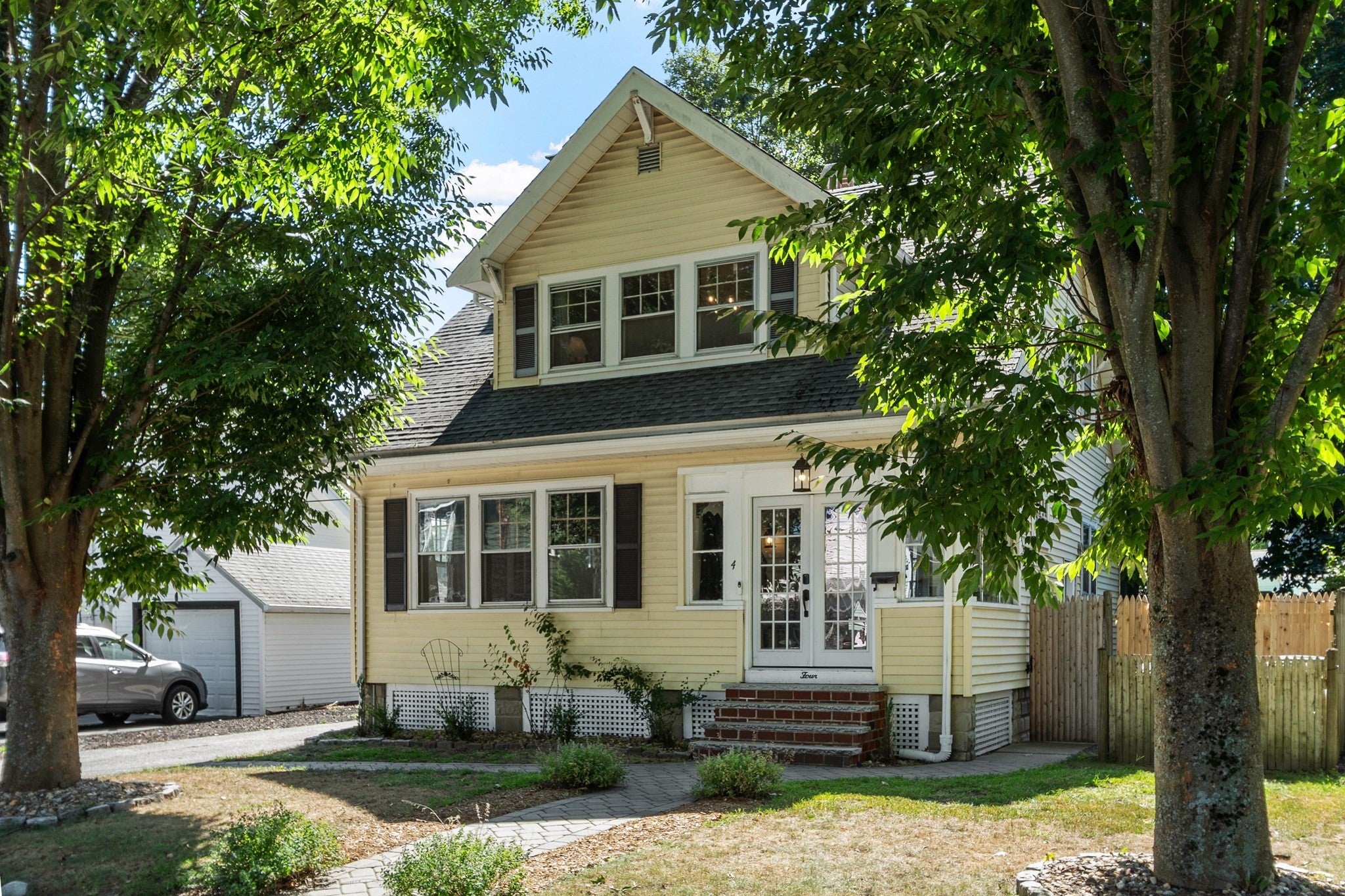 4 Stone Avenue, Stoneham, MA Photo #1