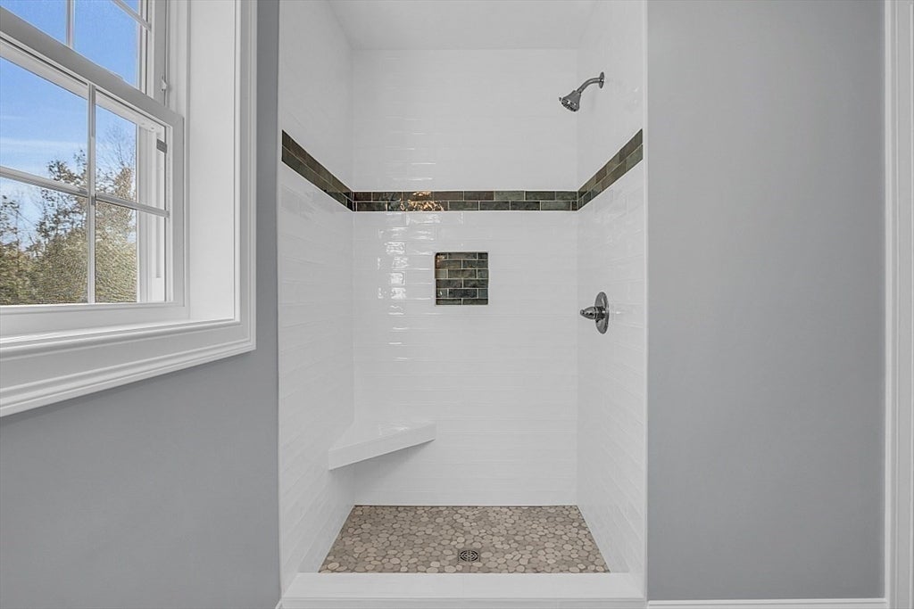 523 Alpine Rd Wachusett, Fitchburg, MA, 523 Alpine Rd Wachusett, Fitchburg, MA Photo #12