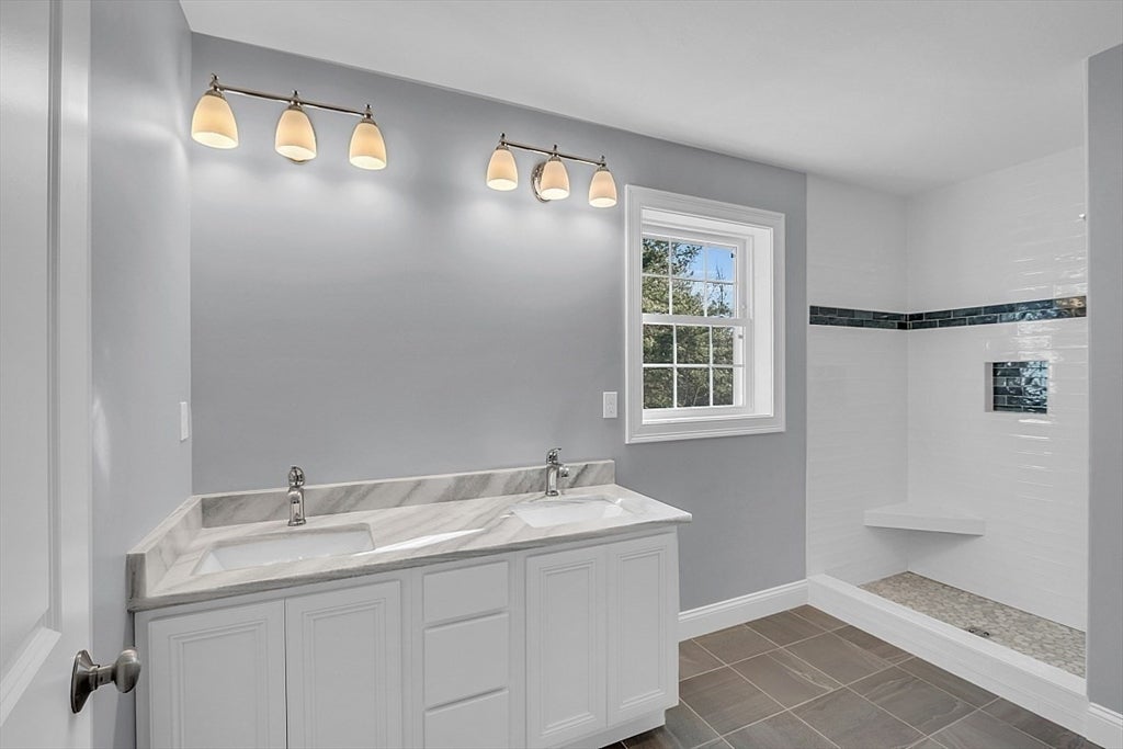 523 Alpine Rd Wachusett, Fitchburg, MA, 523 Alpine Rd Wachusett, Fitchburg, MA Photo #11