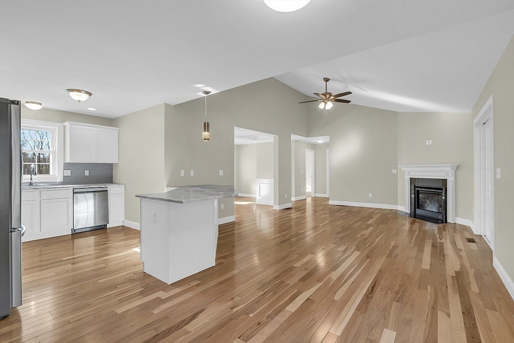 523 Alpine Rd Wachusett, Fitchburg, MA, 523 Alpine Rd Wachusett, Fitchburg, MA Photo #4