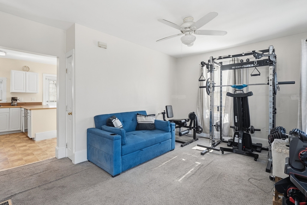 28 Davis Ave 28