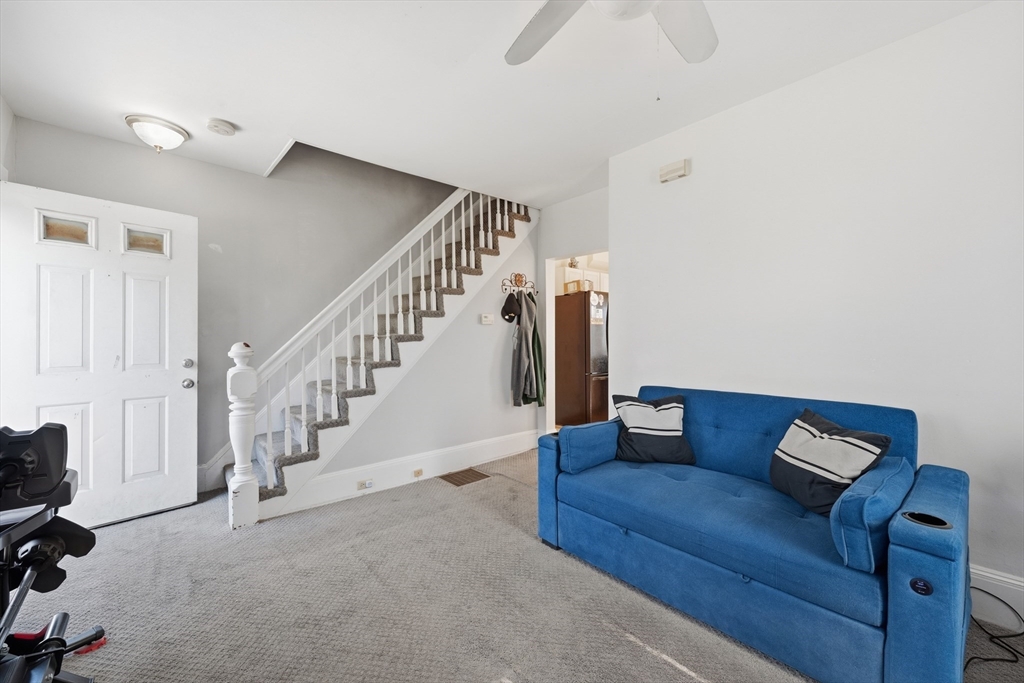 28 Davis Ave 28