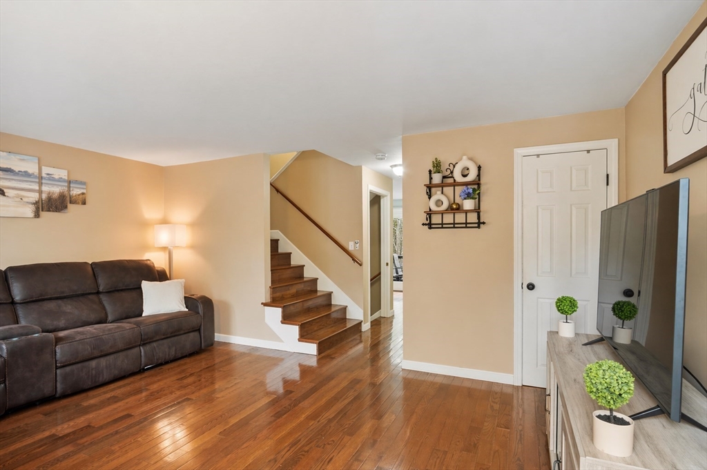 17 Sharron Drive 17