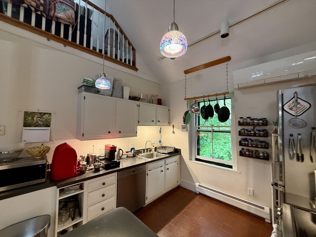 996 Centre St 3