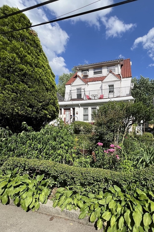 23 Highland Rd