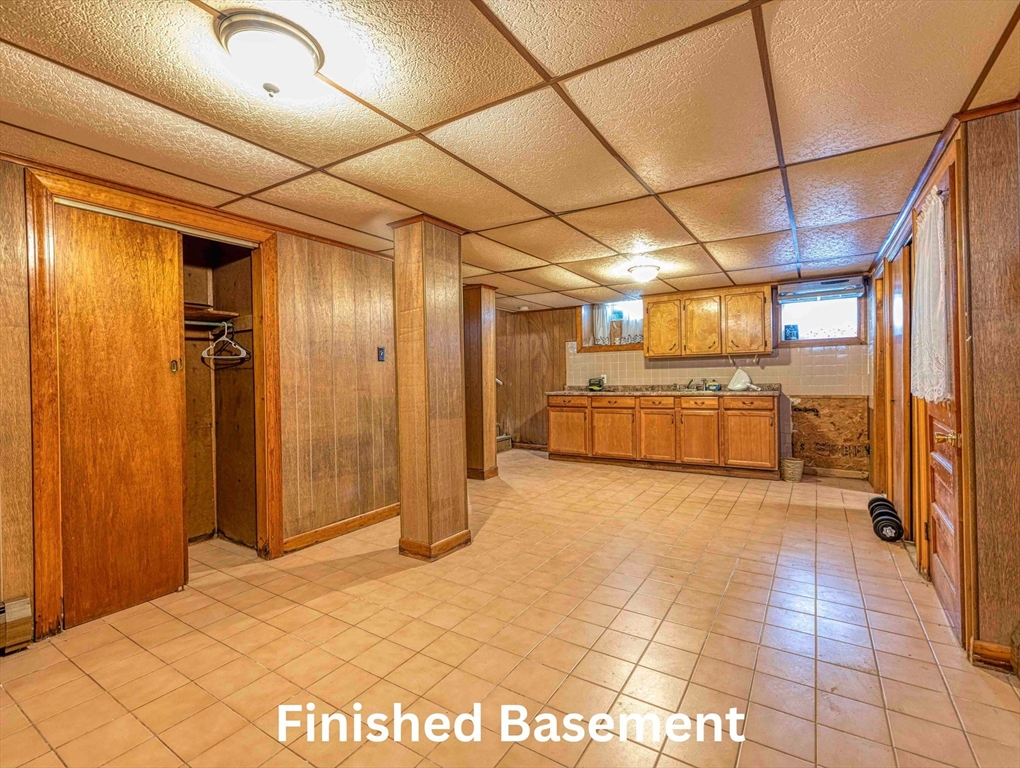 455 Middle St, Fall River, MA, 455 Middle St, Fall River, MA Photo #29