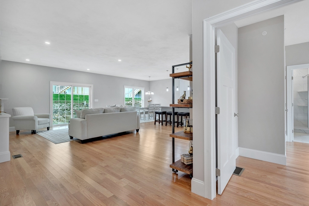 8 Weber Farm Road 8
