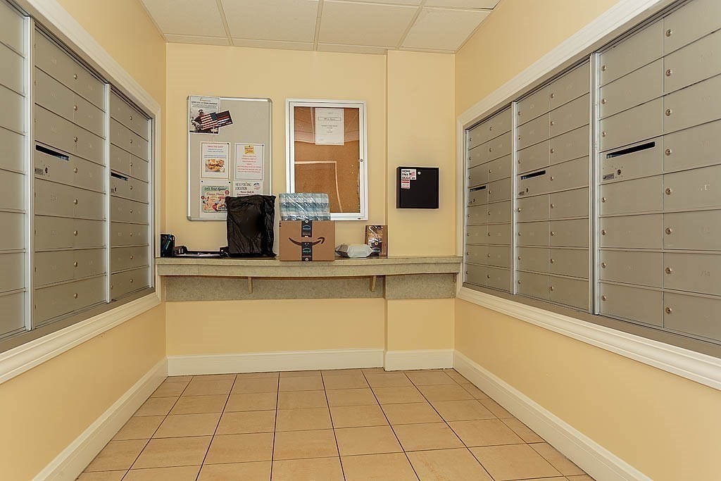 38 Village Rd 103