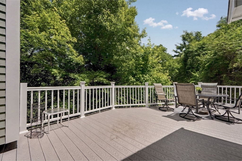 78 Hammersmith Dr