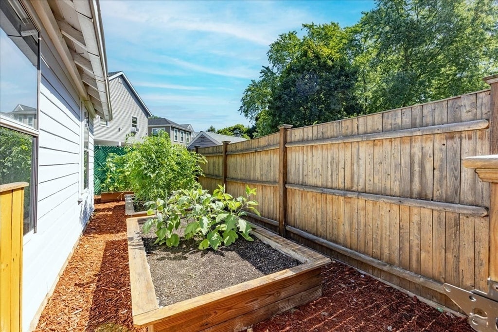 20 Beach St, Malden, MA Photo #42