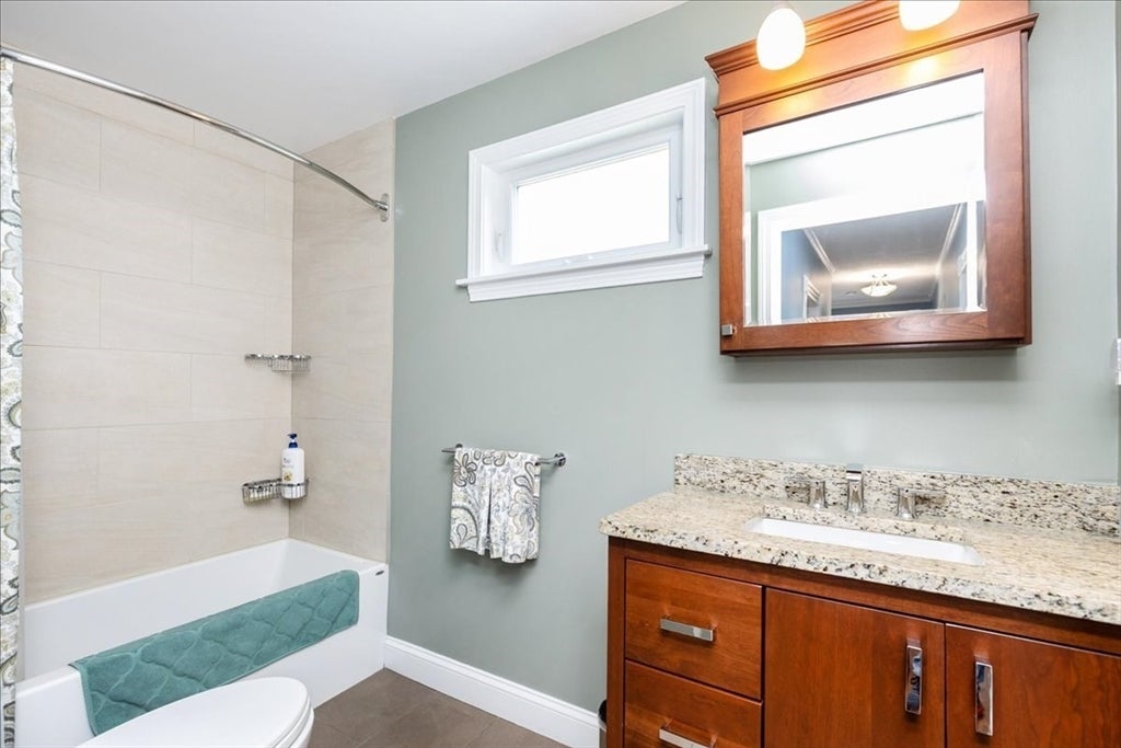 20 Beach St, Malden, MA Photo #24