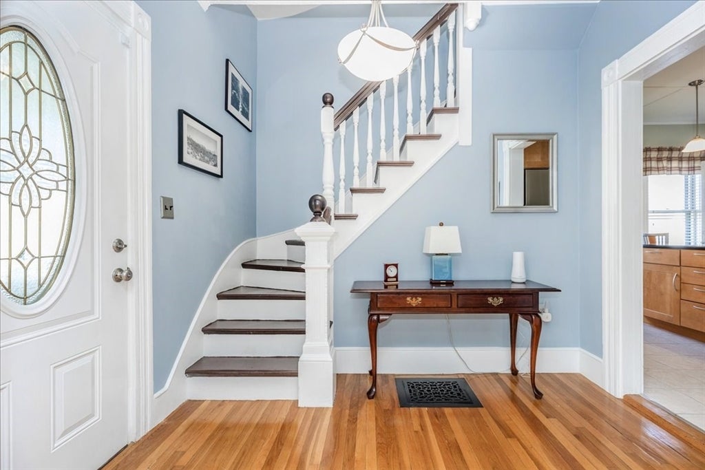 20 Beach St.