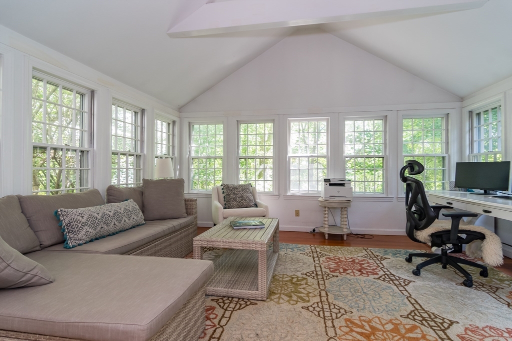 132 Pelham Island Rd 0