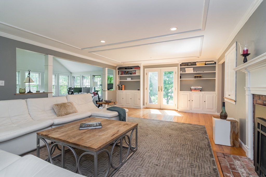 132 Pelham Island Rd 0