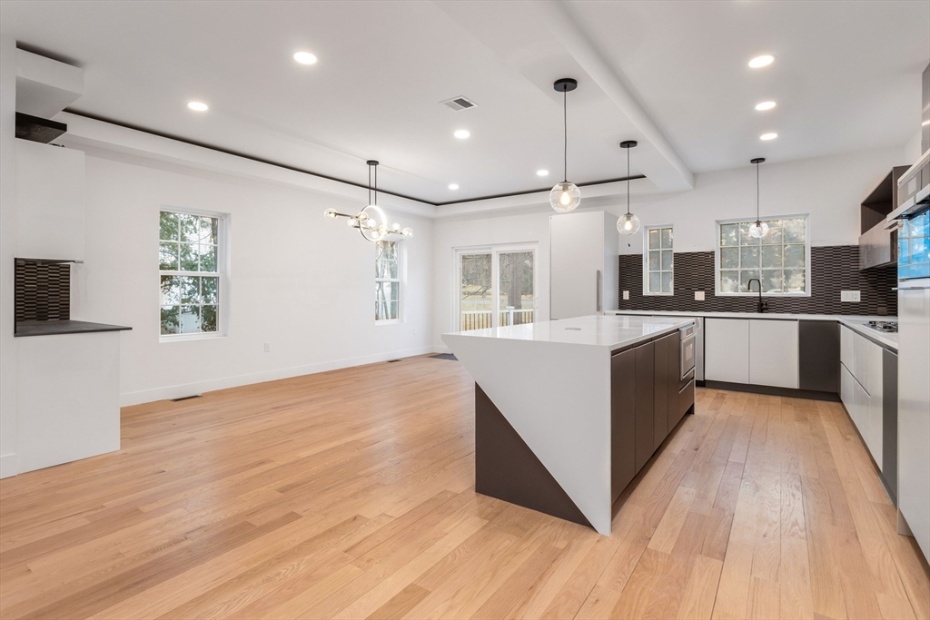 25 Waverly