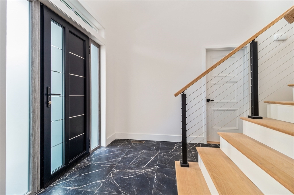 25 Waverly