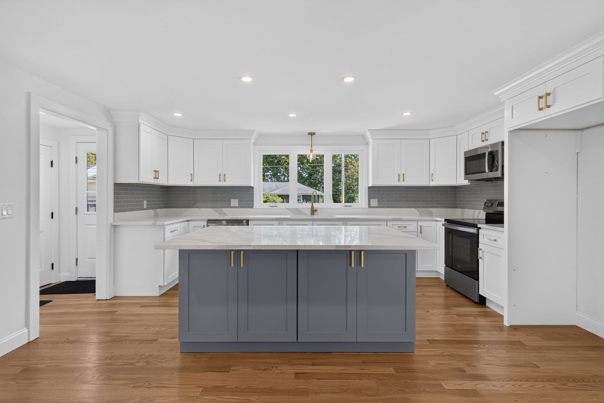 151 Rockland Dr, Brockton, MA, 151 Rockland Dr, Brockton, MA Photo #8