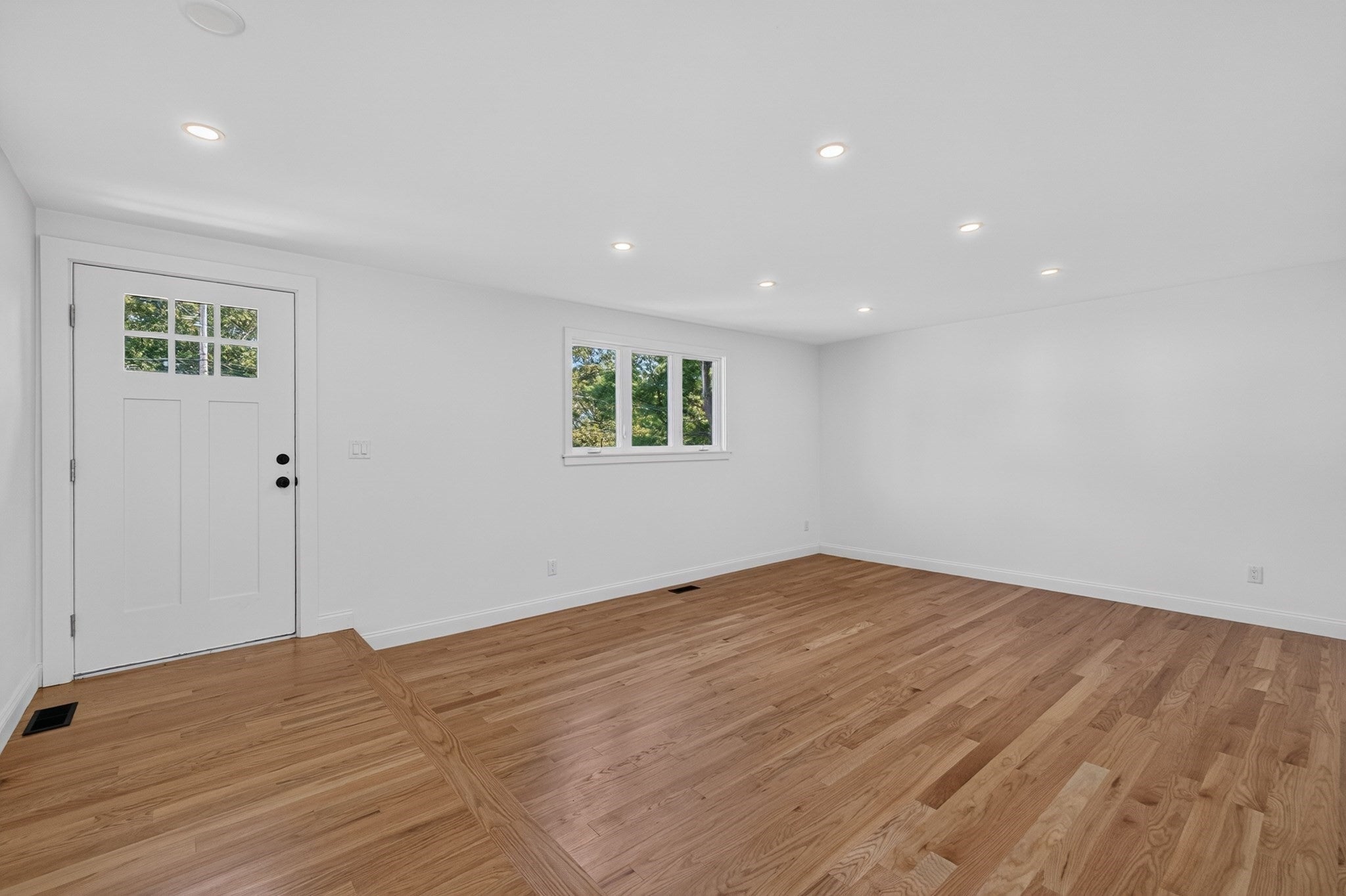 151 Rockland Dr, Brockton, MA, 151 Rockland Dr, Brockton, MA Photo #17
