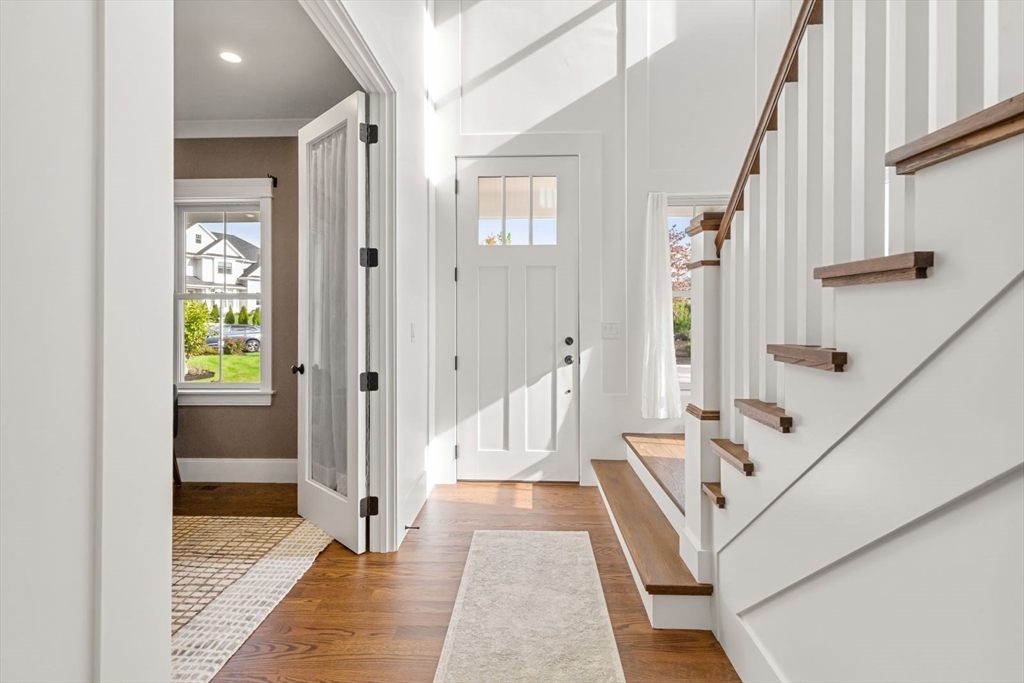 48 Graystone Lane