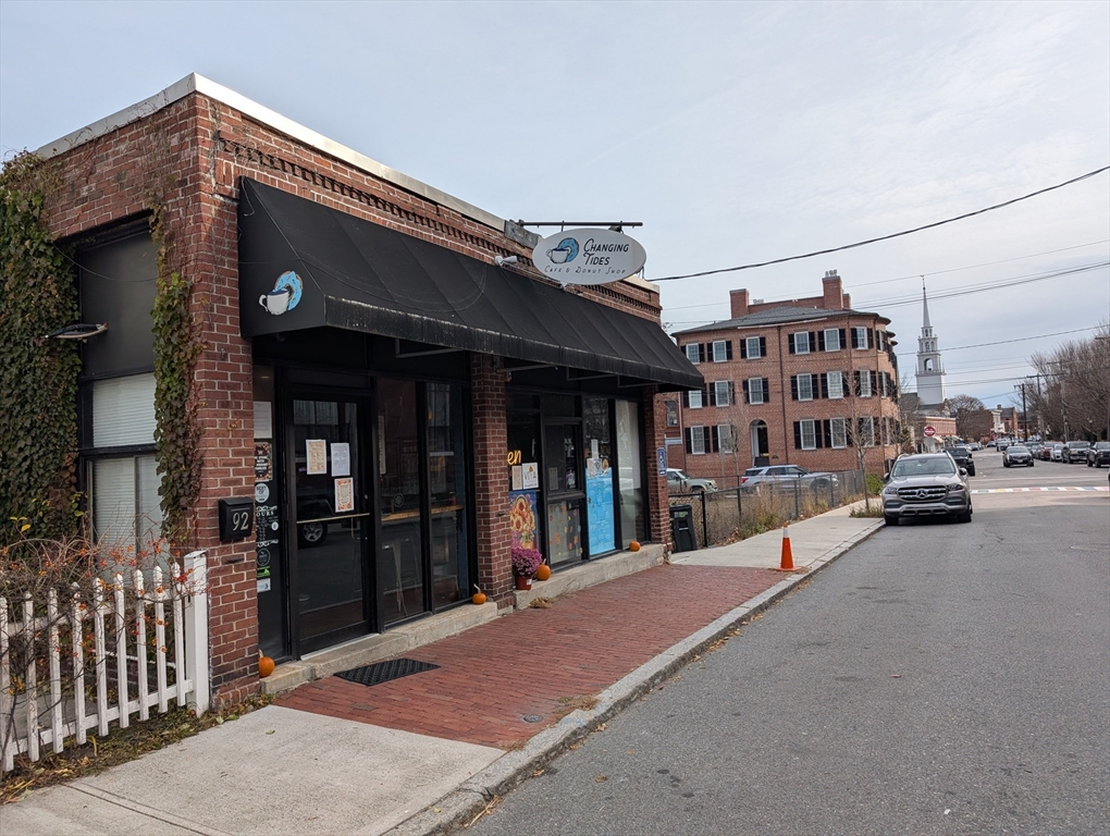 92 Pleasant St. A