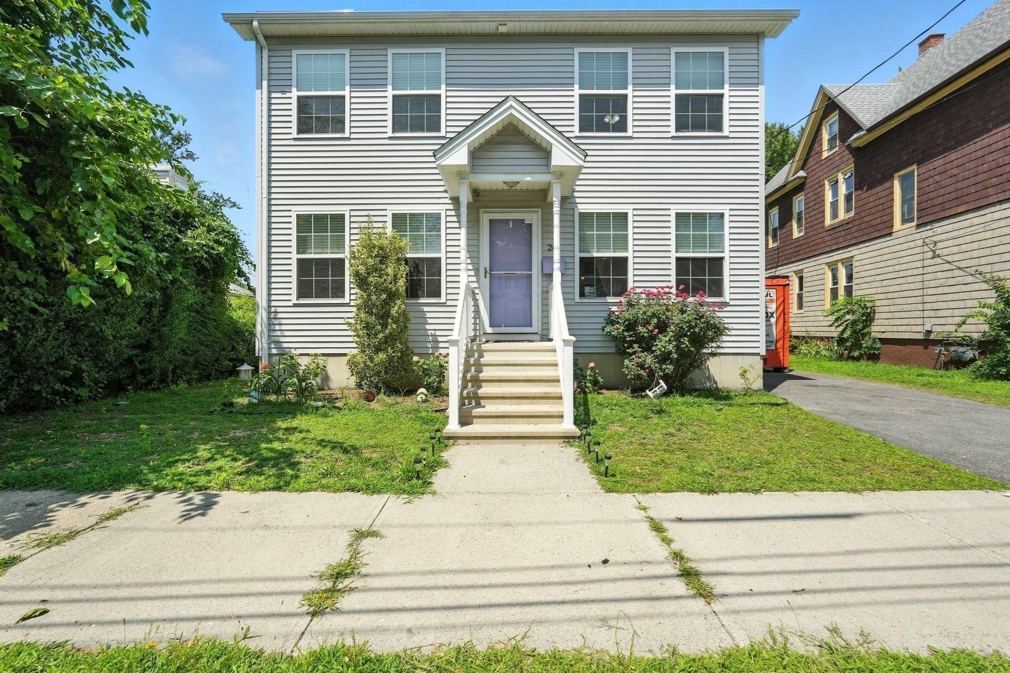 Click for 24 Porter St #1, Springfield, MA slideshow Click for 24 Porter St #1, Springfield, MA slideshow