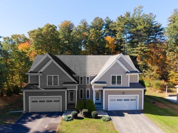 6 Cyrus Way 6 Northborough MA 01532