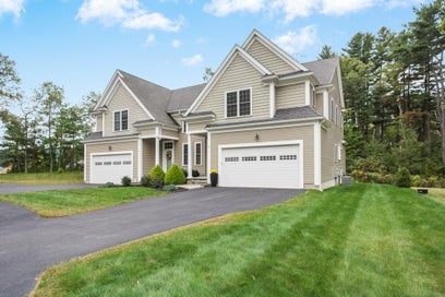 6 Cyrus Way 6 Northborough MA 01532