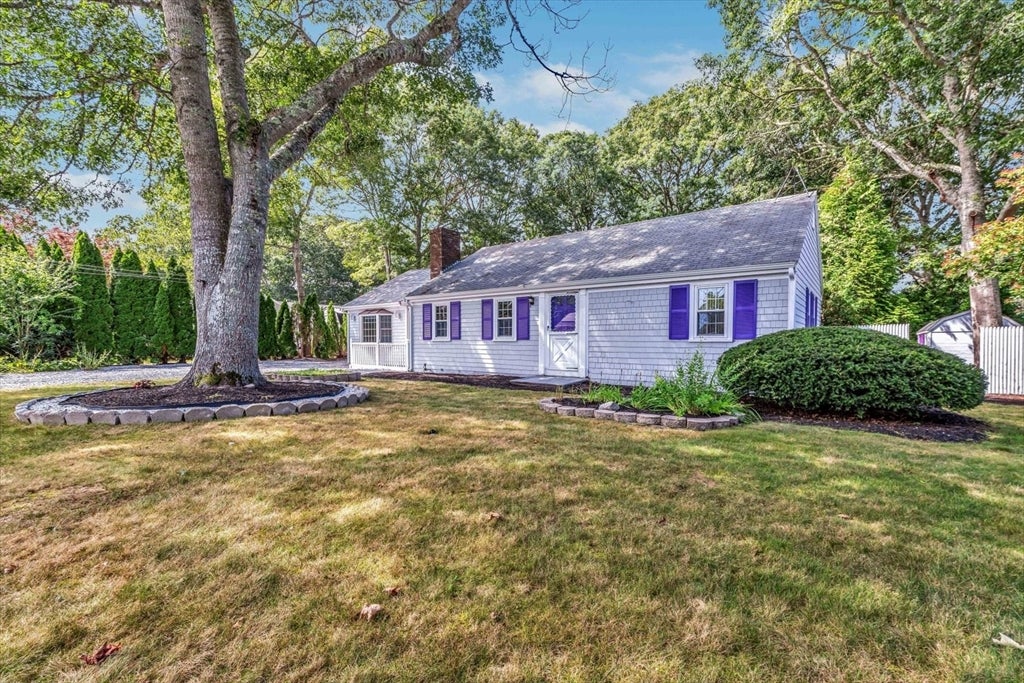 Photo of 67 Lakefield Rd, Yarmouth, MA
